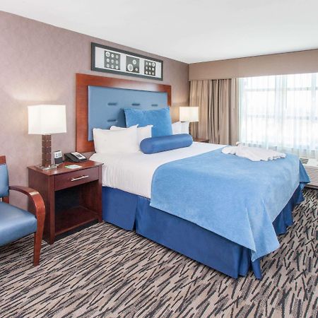 Wyndham Garden Elk Grove Village - O'Hare Exterior photo