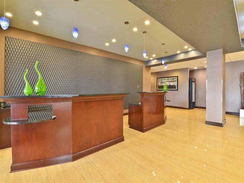 Wyndham Garden Elk Grove Village - O'Hare Exterior photo