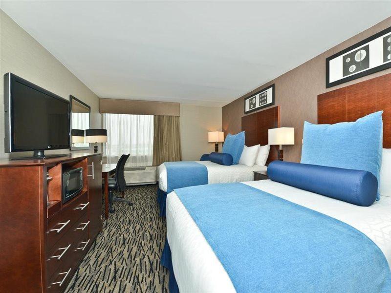 Wyndham Garden Elk Grove Village - O'Hare Exterior photo