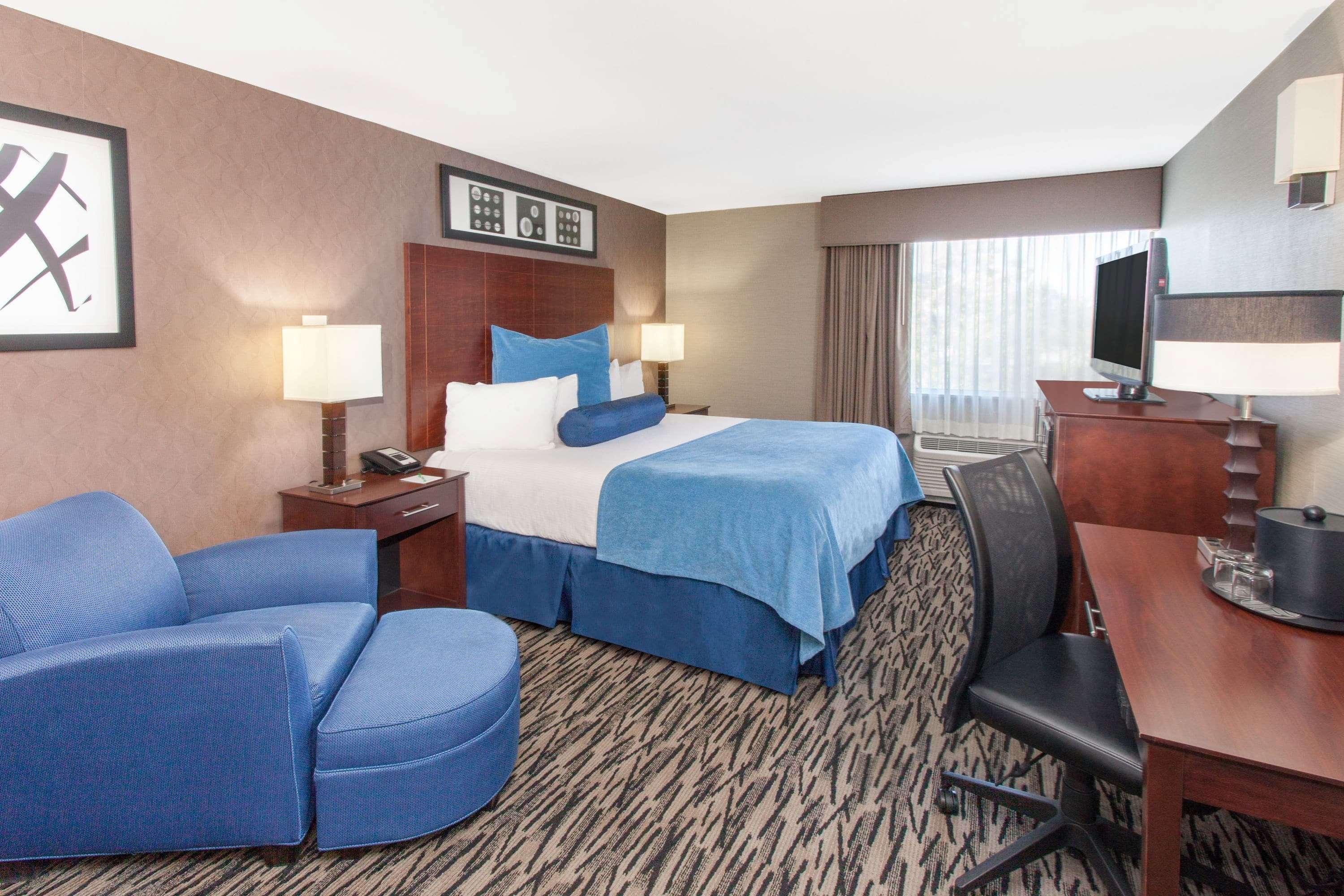 Wyndham Garden Elk Grove Village - O'Hare Exterior photo