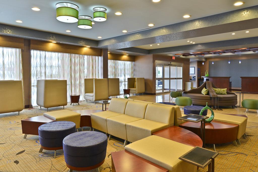 Wyndham Garden Elk Grove Village - O'Hare Exterior photo