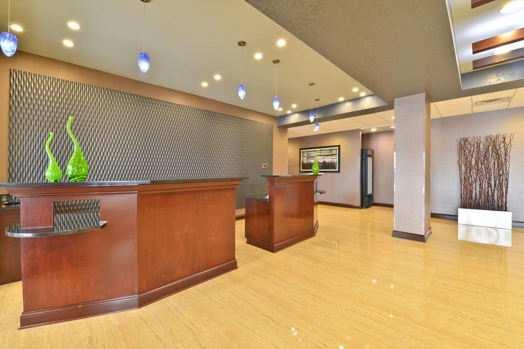 Wyndham Garden Elk Grove Village - O'Hare Exterior photo