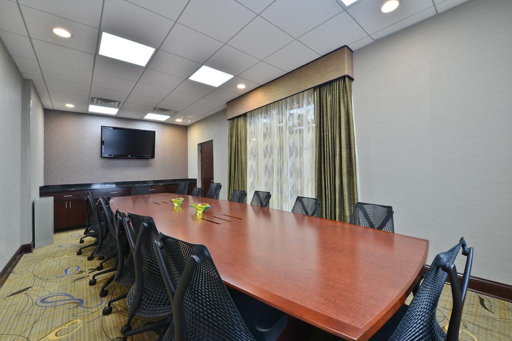 Wyndham Garden Elk Grove Village - O'Hare Exterior photo